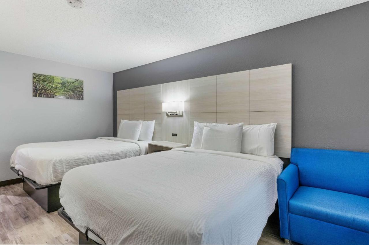 Days Inn By Wyndham Savannah Gateway I-95 Джорджтаун Экстерьер фото